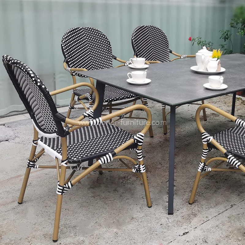 ชุดรับประทานอาหาร Rattan ALUMINUM กันน้ำที่ทนทาน ชุดรับประทานอาหาร Rattan ALUMINUM กันน้ำที่ทนทาน